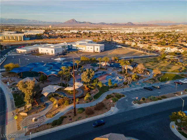 $699,999 | 53 Evvie Court, Henderson, NV 89012