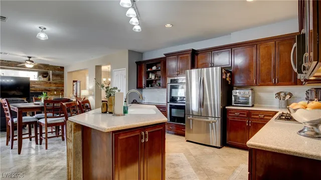 $699,999 | 53 Evvie Court, Henderson, NV 89012