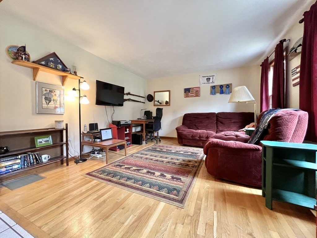 3 Lord Lane Rutland, MA 01543 - Photo 11 of 26