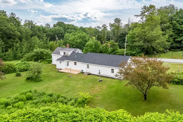 $395,000 | 8 Beech Hill Road, Northport, ME 04849