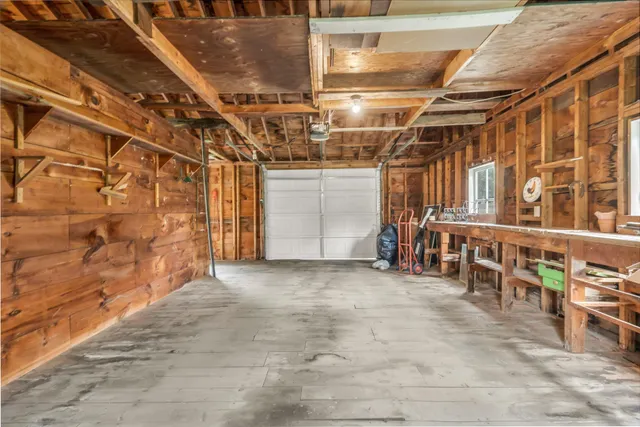 $395,000 | 8 Beech Hill Road, Northport, ME 04849