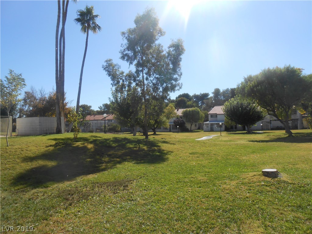 3352 Racquet Street Las Vegas, NV 89121 - Photo 19 of 20 Gallery Image 19