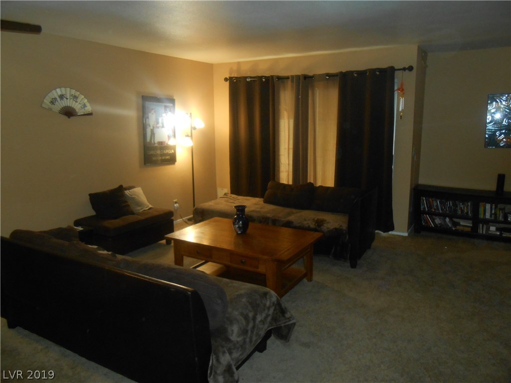 3352 Racquet Street Las Vegas, NV 89121 - Photo 4 of 20 Gallery Image 4