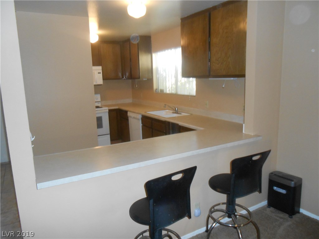 3352 Racquet Street Las Vegas, NV 89121 - Photo 7 of 20 Gallery Image 7