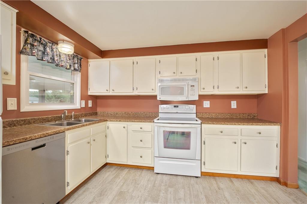 2186 Ramsey Road Monroeville, PA 15146 - Photo 19 of 31 Gallery Image 19