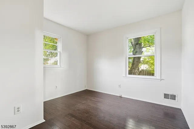 $3,850 | 30 Brookside Road, Edison, NJ 08817