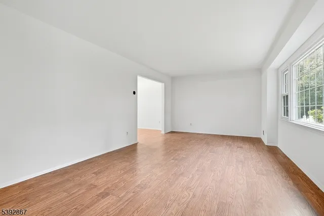 $3,850 | 30 Brookside Road, Edison, NJ 08817