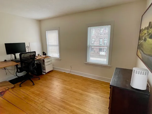 $2,500 | 18 Gould Street, Unit 2, Wakefield, MA 01880