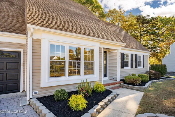 $689,000 | 1432 Weeping Willow Court, Toms River, NJ 08753