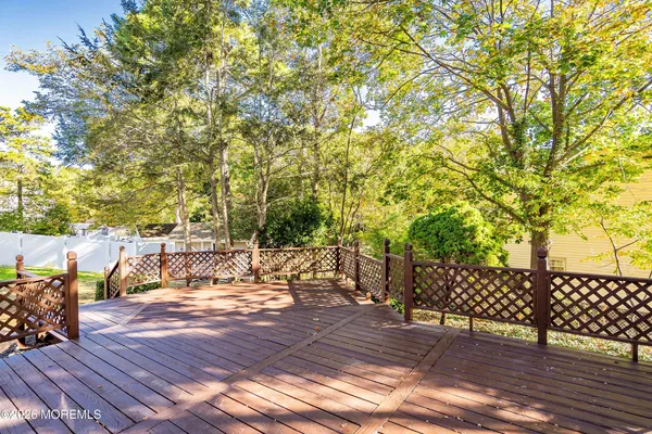 $689,000 | 1432 Weeping Willow Court, Toms River, NJ 08753