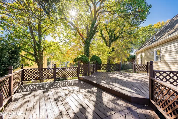 $689,000 | 1432 Weeping Willow Court, Toms River, NJ 08753