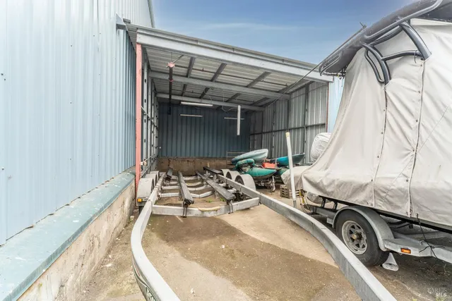 $3,300,000 | 32330 North Harbor Drive, Fort Bragg, CA 95437