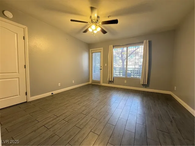 $1,050 | 2121 Sealion Drive, Unit 106, Las Vegas, NV 89128