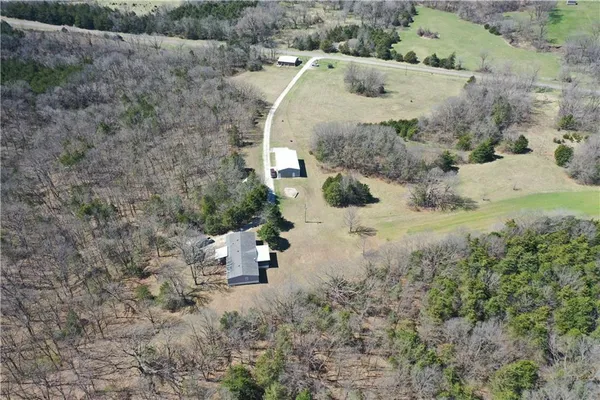 $425,000 | 25240 State Hwy T, Milan, MO 63556