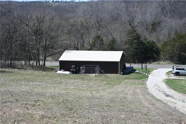 $425,000 | 25240 State Hwy T, Milan, MO 63556
