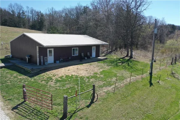 $425,000 | 25240 State Hwy T, Milan, MO 63556