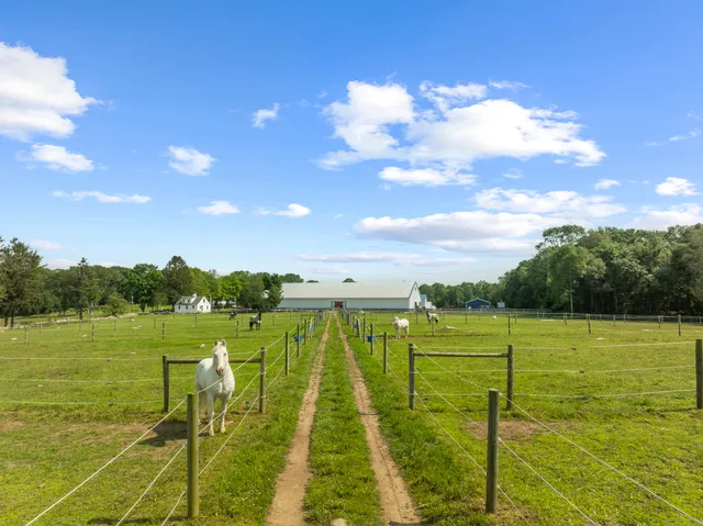 $5,500,000 | 1189 Pequot Trail, Stonington, CT 06378