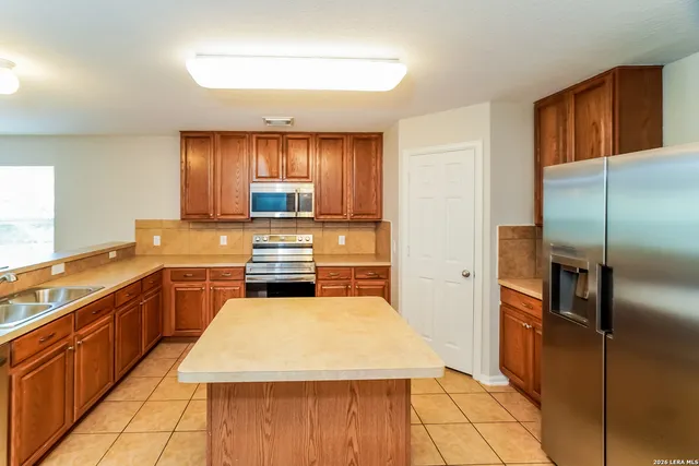 $1,985 | 3838 Sausalito Fern, San Antonio, TX 78261