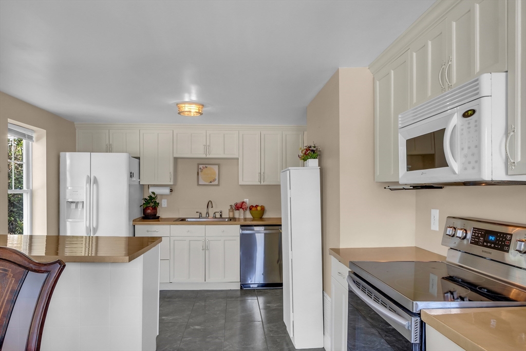 16 Townsend Road Groton, MA 01450 - Photo 26 of 40