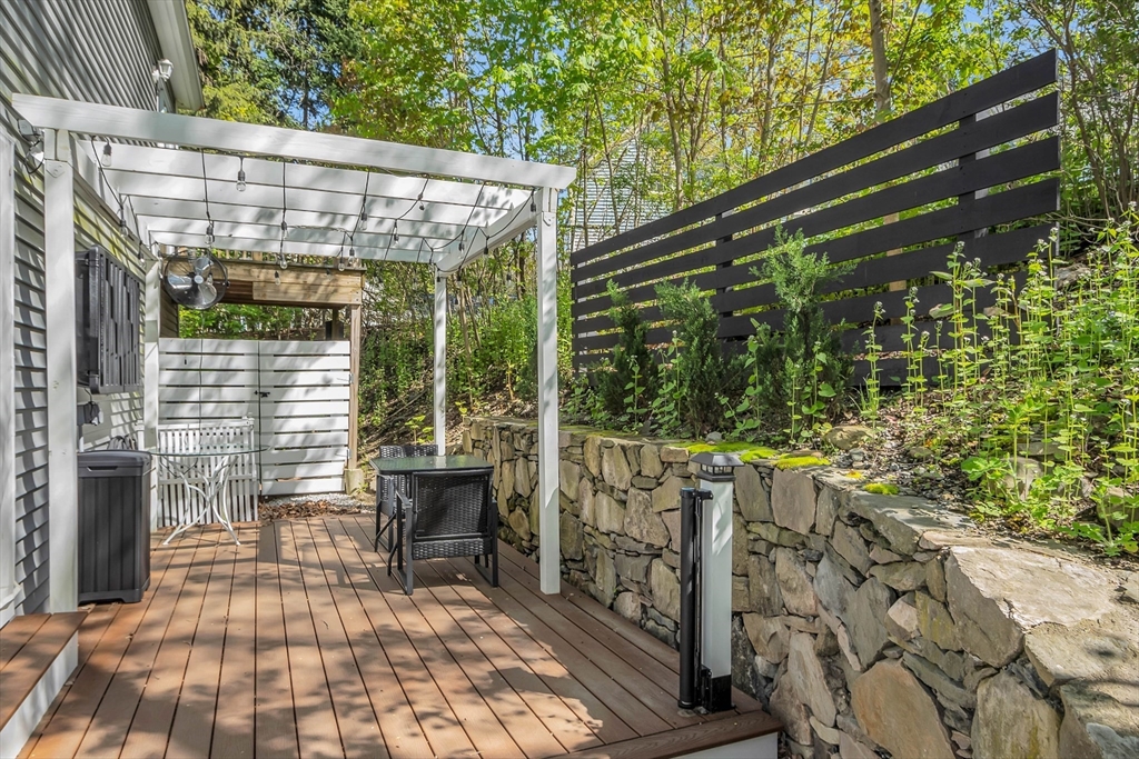 16 Townsend Road Groton, MA 01450 - Photo 10 of 40