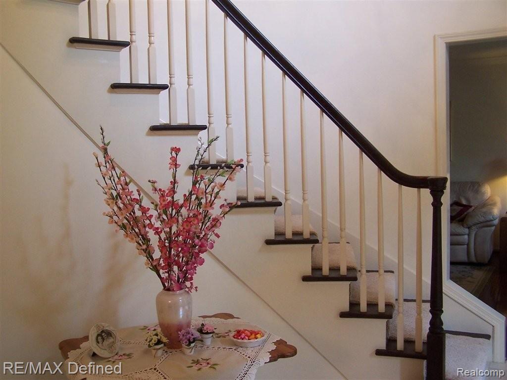 1349 Sandy Ridge Drive Rochester, MI 48306 - Photo 2 of 21 2013-05-23 14.35.41.jpg