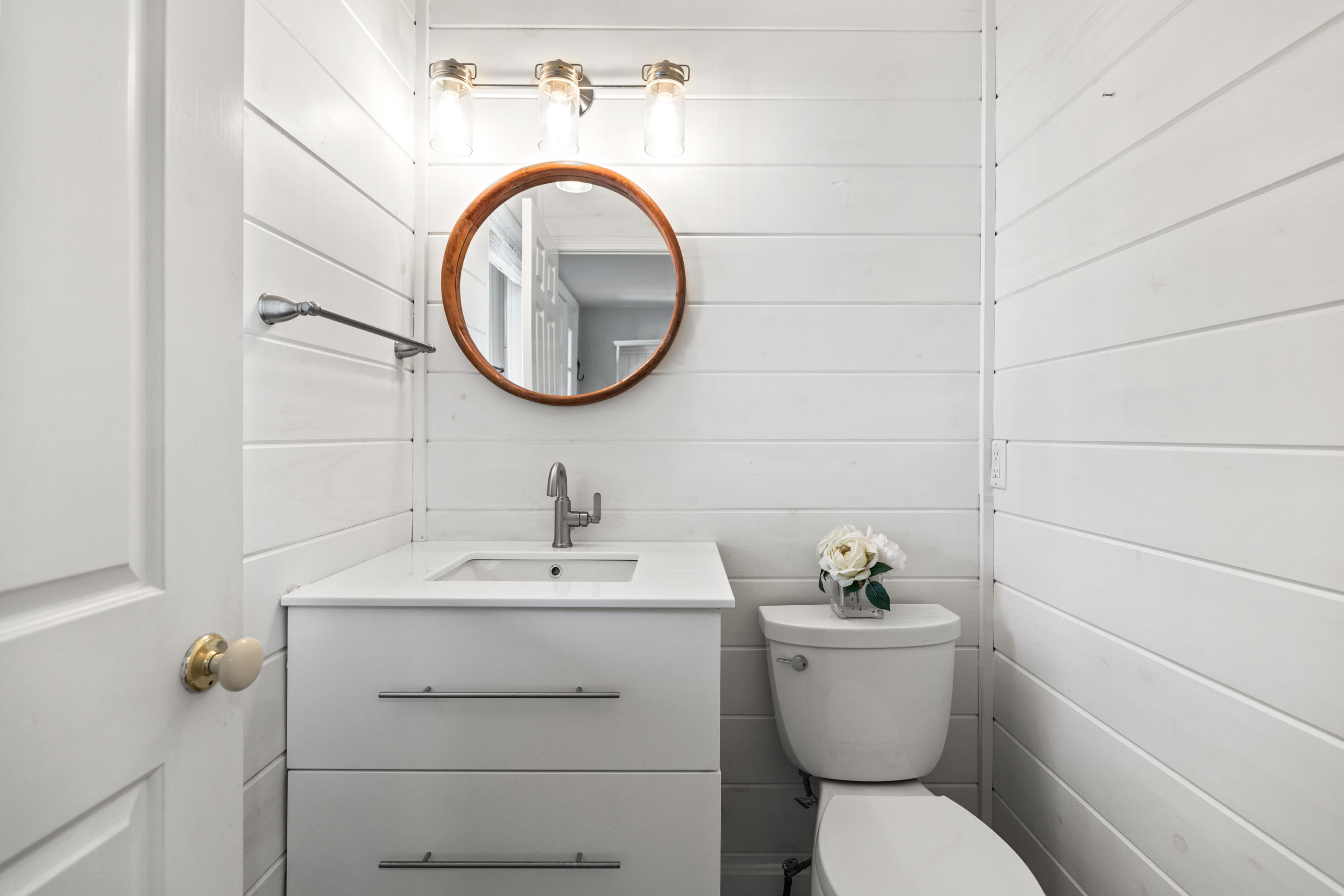 7 Foreside Common Road, Unit 7A Falmouth, ME 04105 - Photo 12 of 36 Powder Room