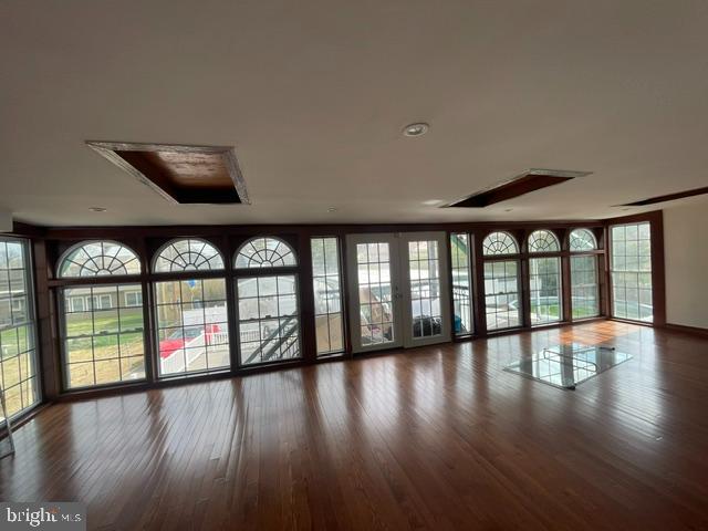 10 Middle Road Levittown, PA 19056 - Photo 6 of 25 a view of an entryway with wooden floor