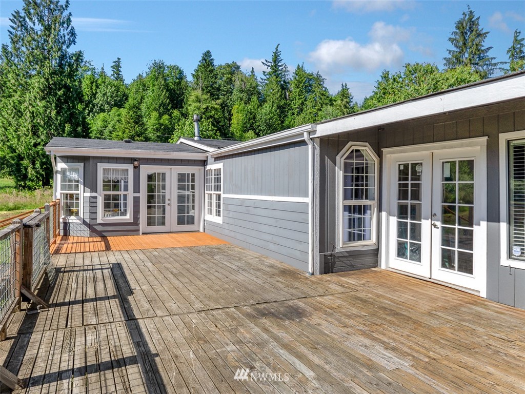 24226 Cromwell Road Monroe, WA 98272 - Photo 28 of 34 a view of a house with a backyard