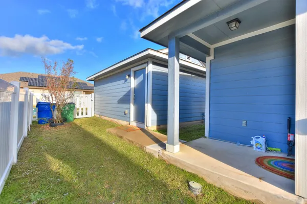 $2,000 | 404 Craters Of The Moon Boulevard, Pflugerville, TX 78660