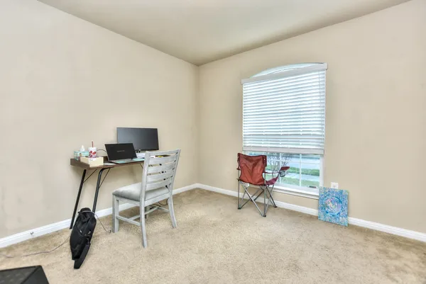 $2,000 | 404 Craters Of The Moon Boulevard, Pflugerville, TX 78660