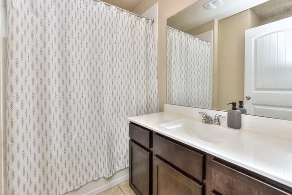 $2,000 | 404 Craters Of The Moon Boulevard, Pflugerville, TX 78660