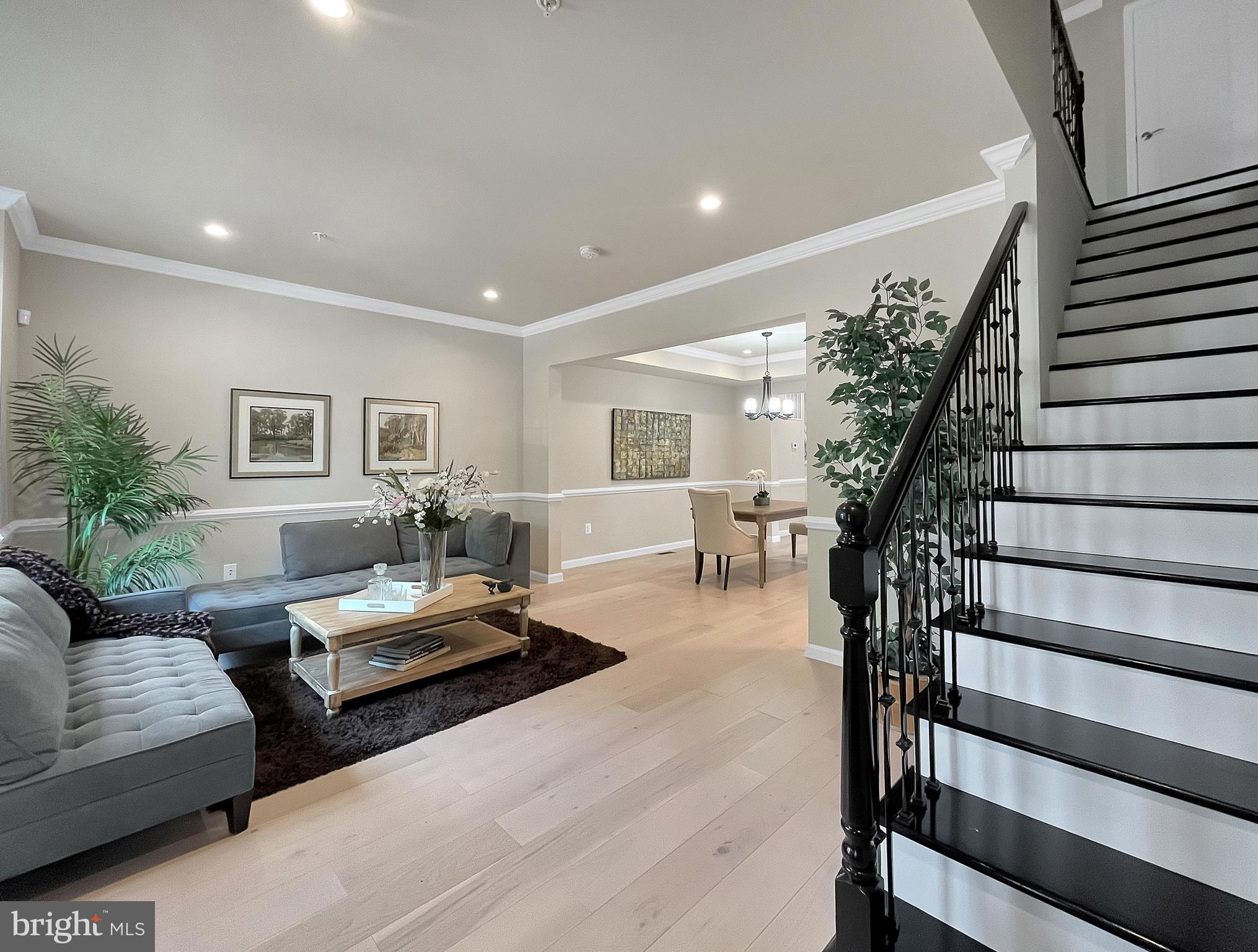 1437 Howard Road Southeast Washington, DC 20020 - Photo 12 of 43 Living Room - Main Level