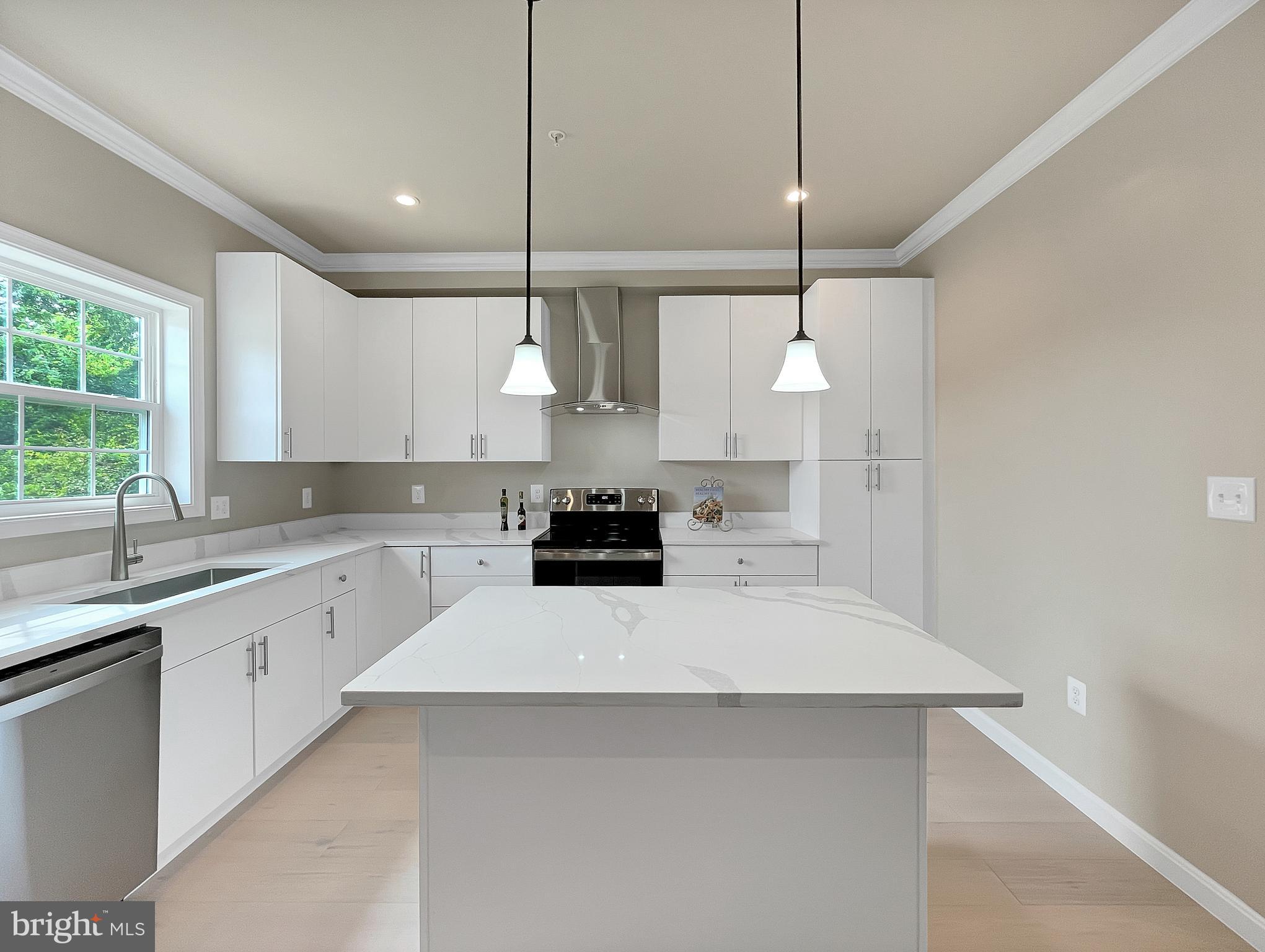 1437 Howard Road Southeast Washington, DC 20020 - Photo 24 of 43 Kitchen - Main Level