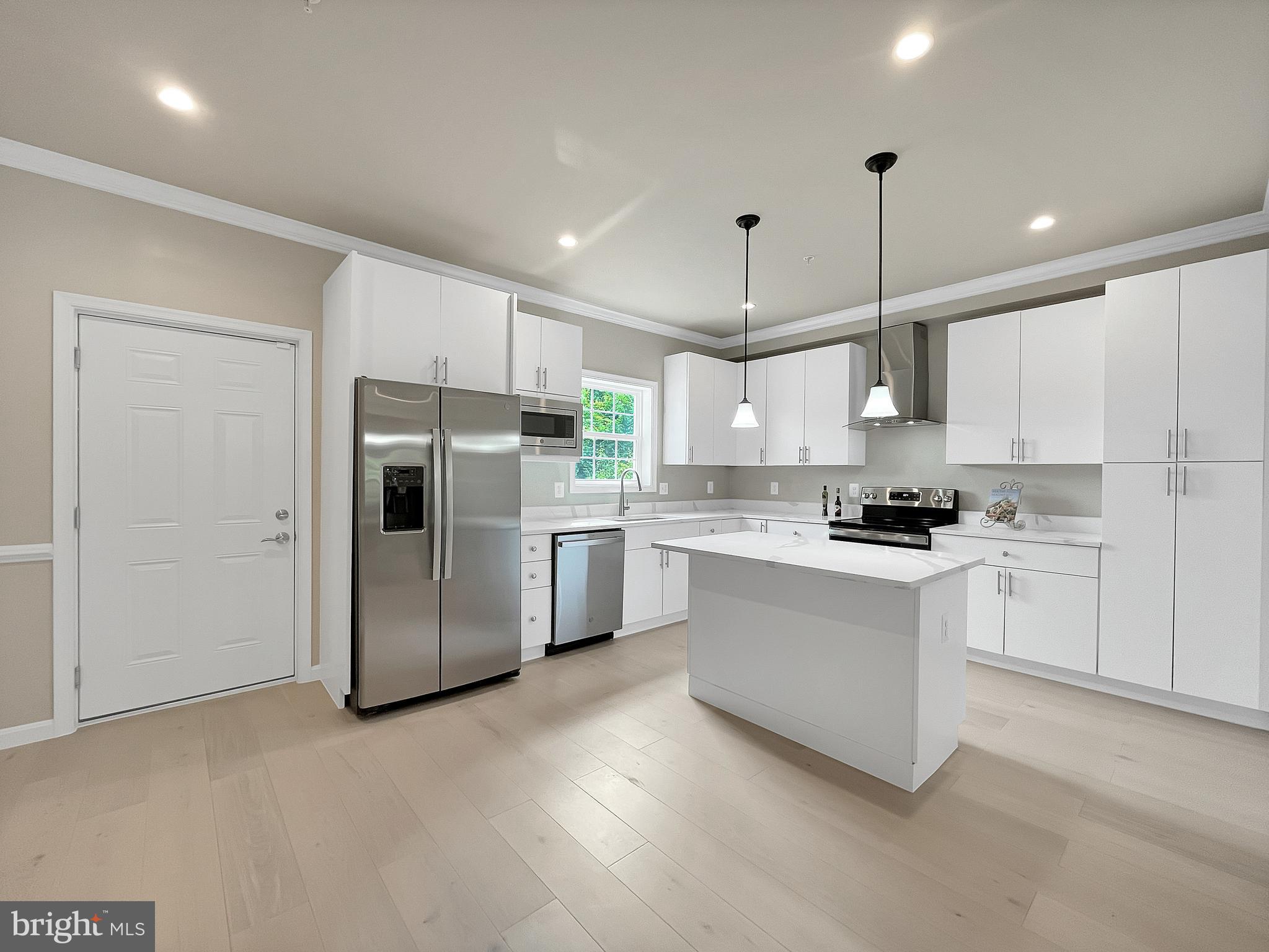 1437 Howard Road Southeast Washington, DC 20020 - Photo 25 of 43 Kitchen - Main Level