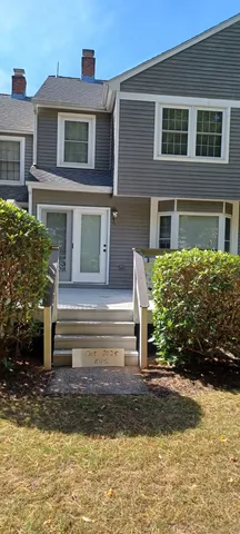 $305,000 | 1325 Farmington Avenue, Unit 52, Bristol, CT 06010