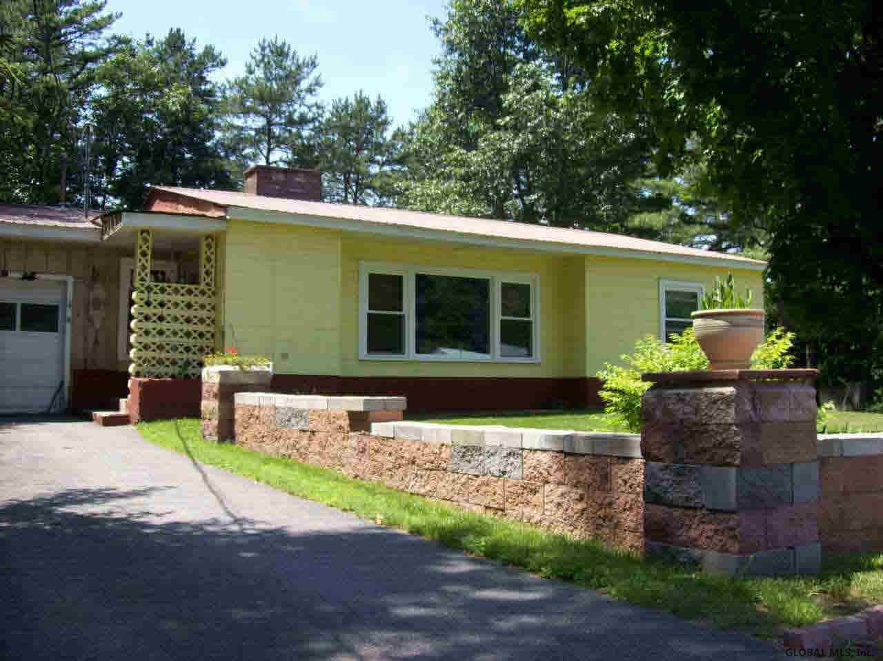 11 Pinewood Road Queensbury, NY 12804 - Photo 2 of 2 Photo 2