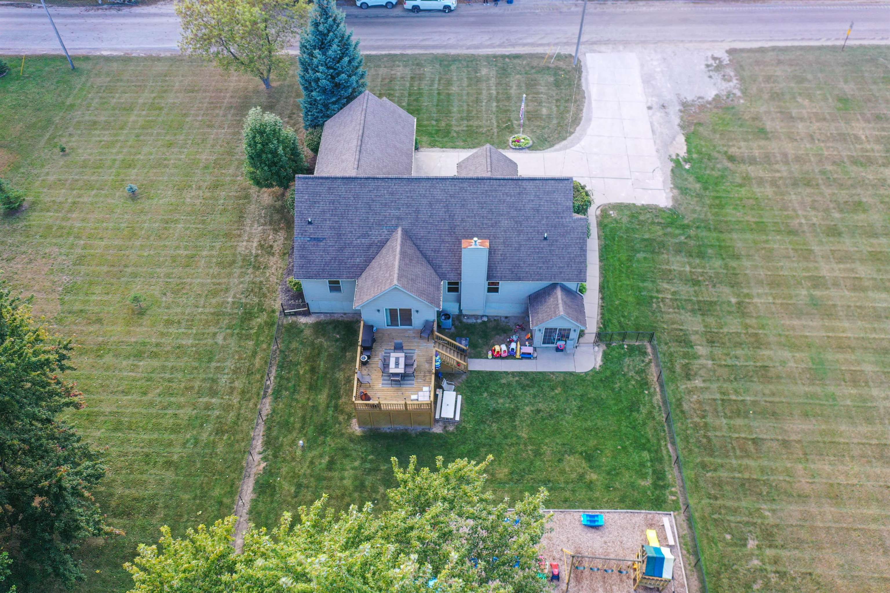 14499 Ripley Road Linden, MI 48451 - Photo 38 of 44