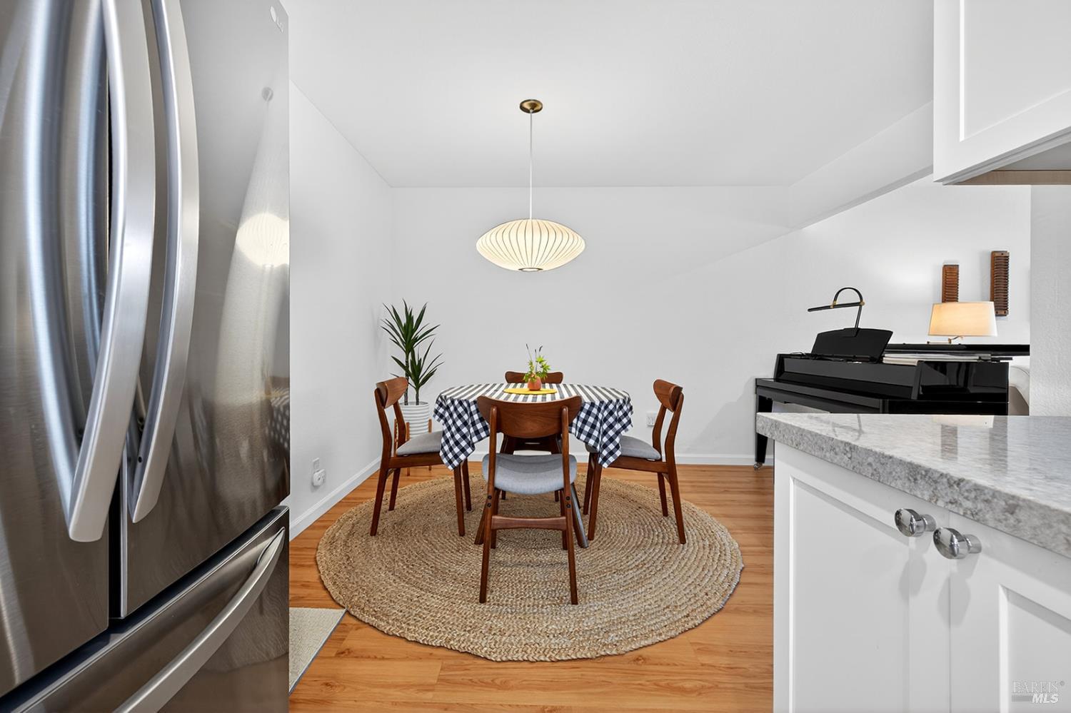 1428 Gold Way Rohnert Park, CA 94928 - Photo 14 of 45