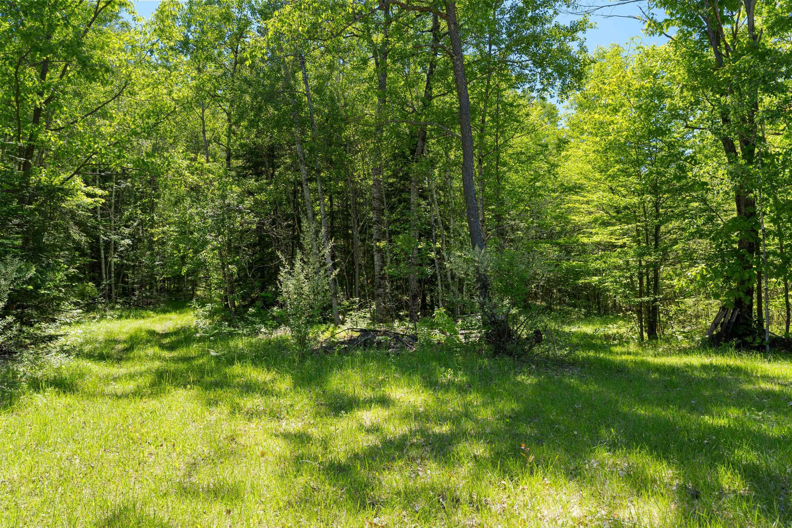 W4945 South Right Of Way Road Crivitz, WI 54114 - Photo 16 of 65