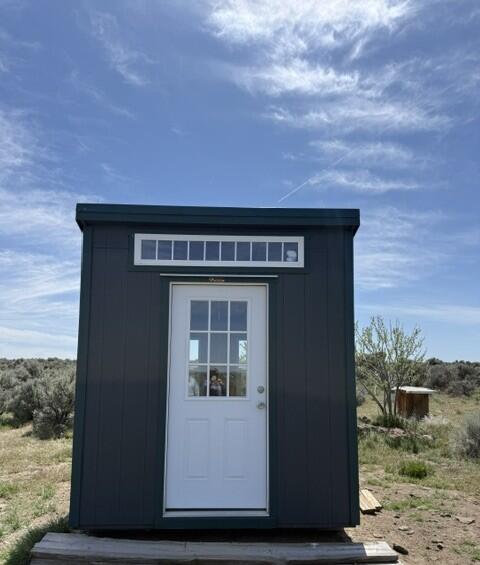 Millican Road, Unit TL1400 Silver Lake, OR 97638 - Photo 23 of 46 a front view of a house with a yard