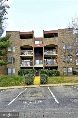 11204 Chestnut Grove Square, Unit 205 Reston, VA 20190 - Photo 21 of 25 Exterior (Front) from Parking Area