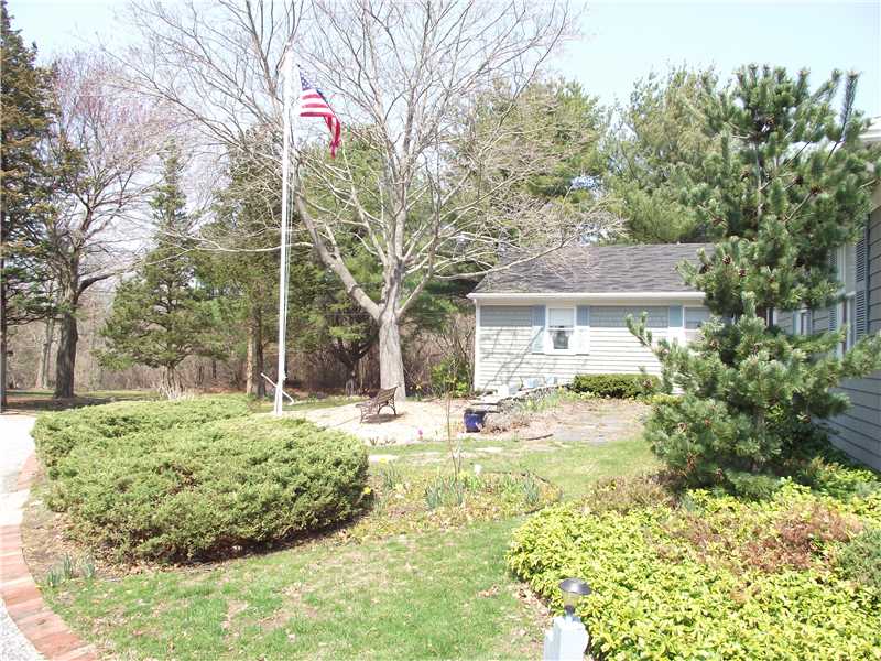 90 Blueberry Lane Jamestown, RI 02835 - Photo 3 of 8 Exterior Front.
