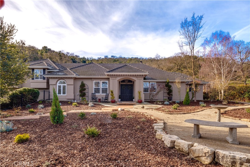 6400 San Gabriel Road Atascadero, CA 93422 - Photo 12 of 50 a front view of a house with garden