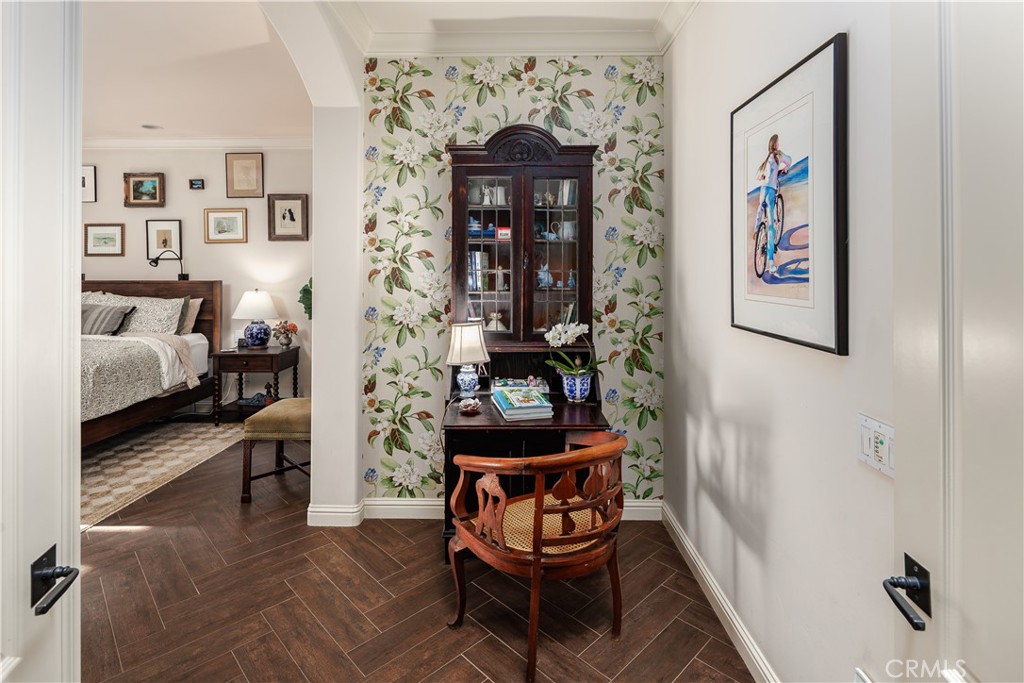 6400 San Gabriel Road Atascadero, CA 93422 - Photo 17 of 50 a bedroom with a bed and furniture