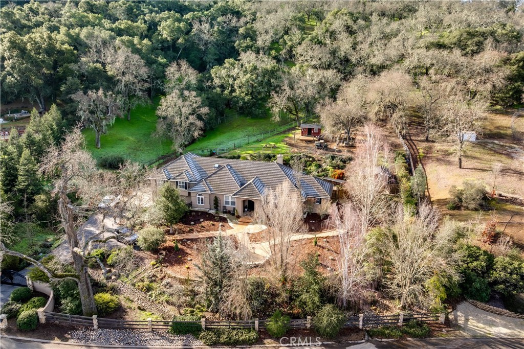 6400 San Gabriel Road Atascadero, CA 93422 - Photo 39 of 50 an aerial view of multiple house