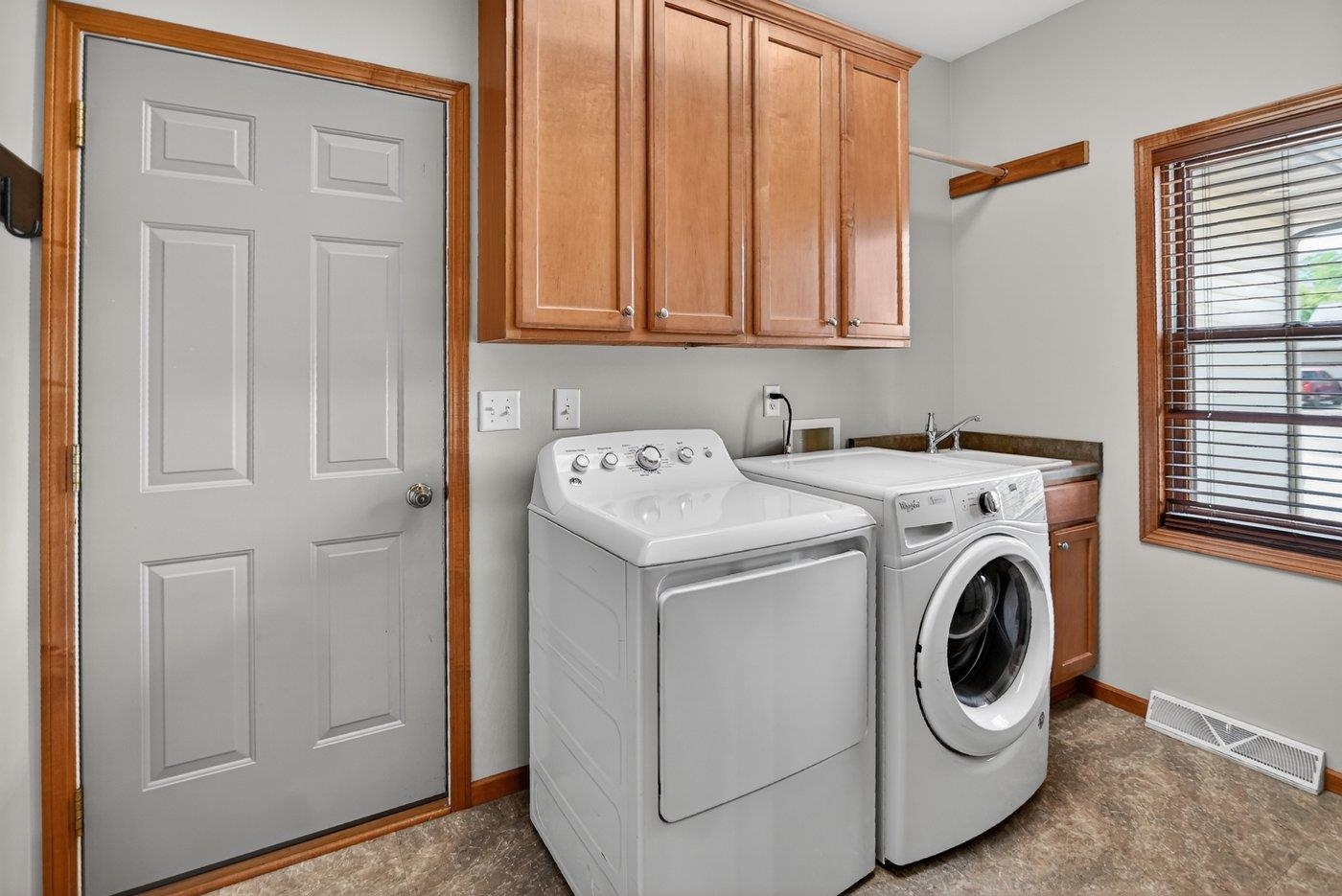 5215 Preservation Place Sun Prairie, WI 53590 - Photo 26 of 52