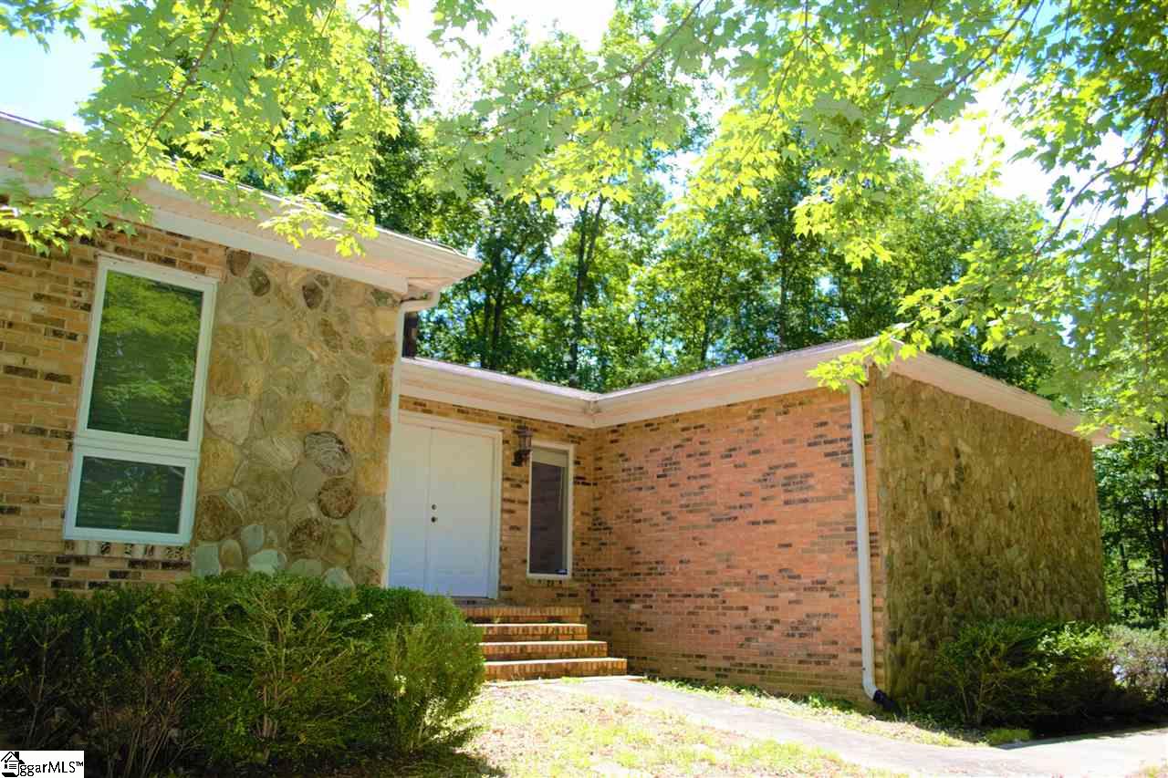 628 Holly Springs School Road Pickens, SC 29671 - Photo 2 of 27 Gallery Image 2