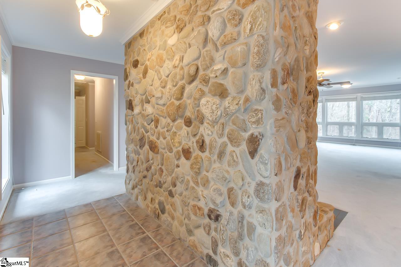 628 Holly Springs School Road Pickens, SC 29671 - Photo 9 of 27 Gallery Image 9