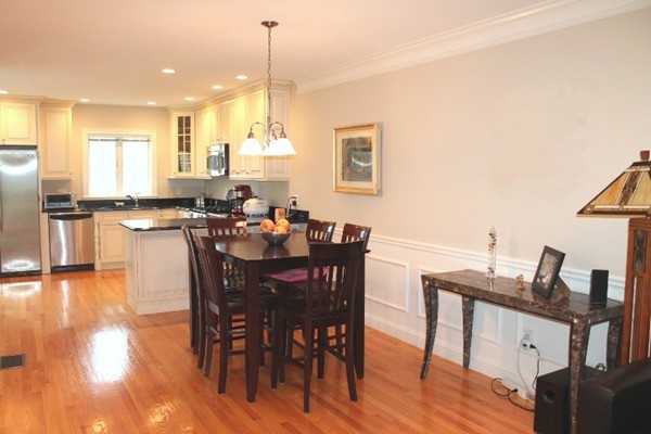14 Waldo Road, Unit 14 Arlington, MA 02474 - Photo 4 of 20 Gallery Image 4
