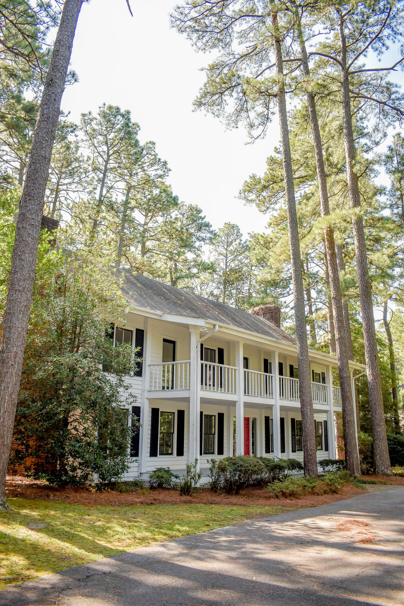 155 North Valley Road Southern Pines, NC 28387 - Photo 1 of 49 N Valley Rd (1)